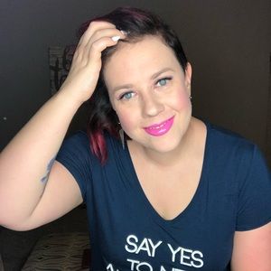 Meet your Posher, Cari